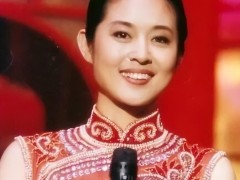 三婚嫁给杨亚洲的倪萍，经历两段失败的婚姻，如今苦尽甘来也有遗憾