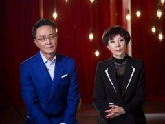 吴刚：一盒冰淇淋娶到妻子，恩爱30年无绯闻，明星儿子成他骄傲