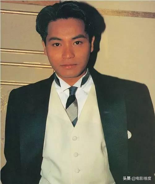 郭晋安的老婆是谁（55岁郭晋安，与妻子相恋20年无绯闻，一家四口高颜值惊艳网友）